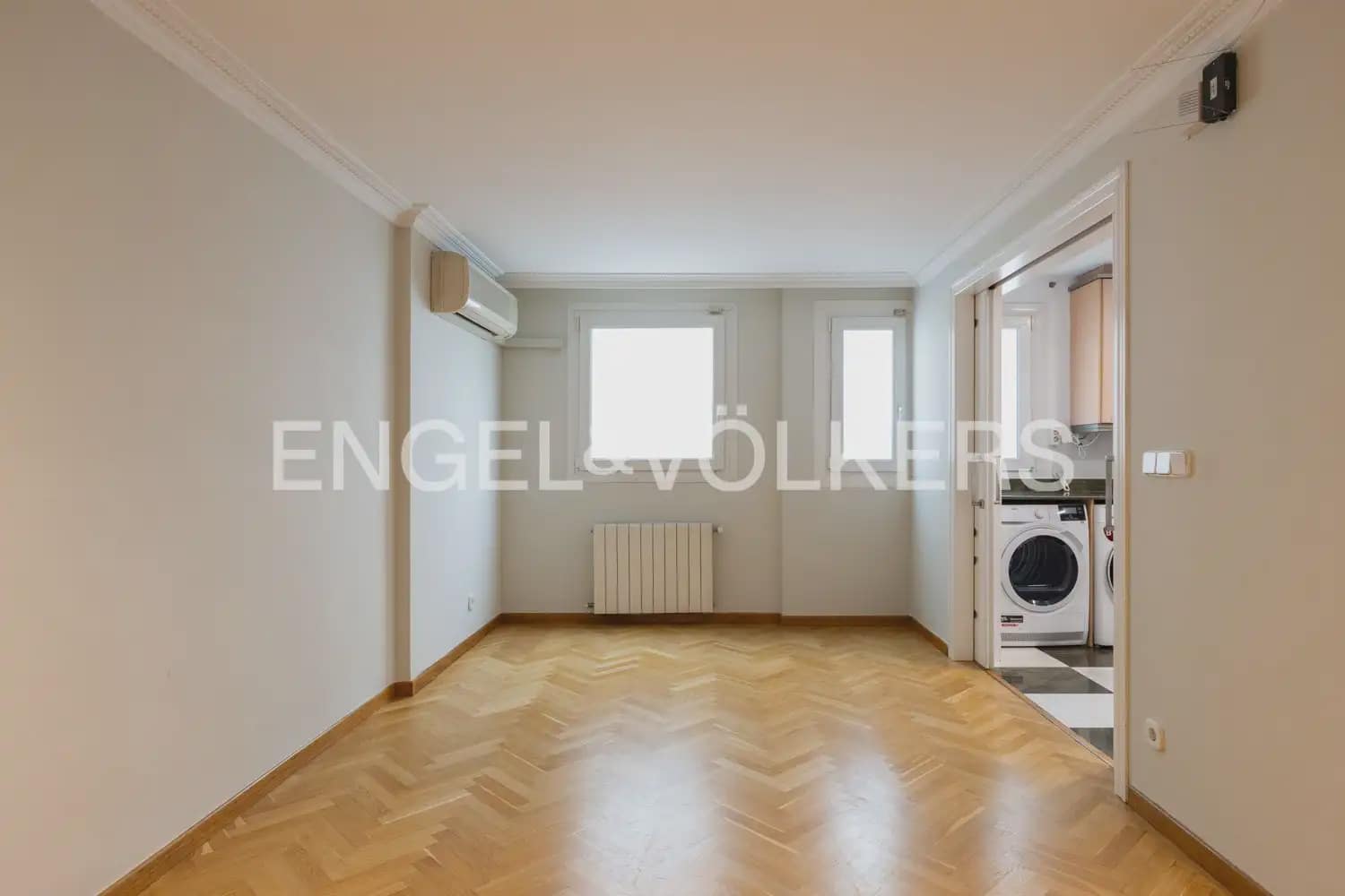 3 Zimmer Wohnung zu verkaufen in Valencia Stadt mit Garage - 1.350.000 € (Ref: 9897792)