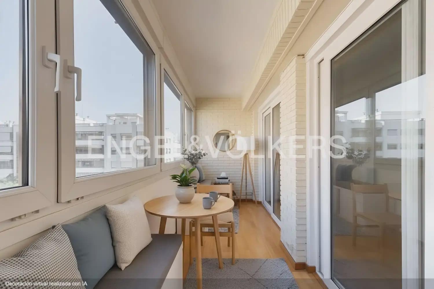 3 Zimmer Wohnung zu verkaufen in Valencia Stadt mit Garage - 1.350.000 € (Ref: 9897792)