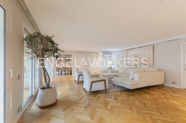 3 Zimmer Wohnung zu verkaufen in Exposicio, València Stadt mit Garage - 1.350.000 € (Ref: 9897792)