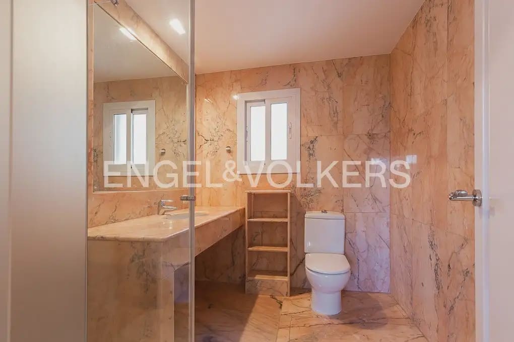 3 Zimmer Wohnung zu verkaufen in Valencia Stadt mit Garage - 1.350.000 € (Ref: 9897792)