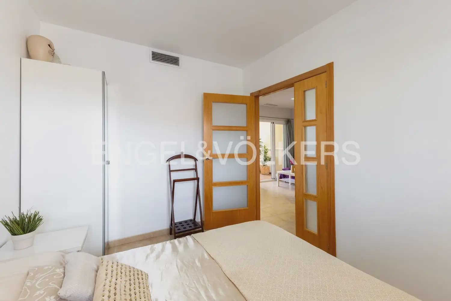 2 bedroom Flat for rent in Canet d'En Berenguer with pool garage - € 1,090 (Ref: 9897797)