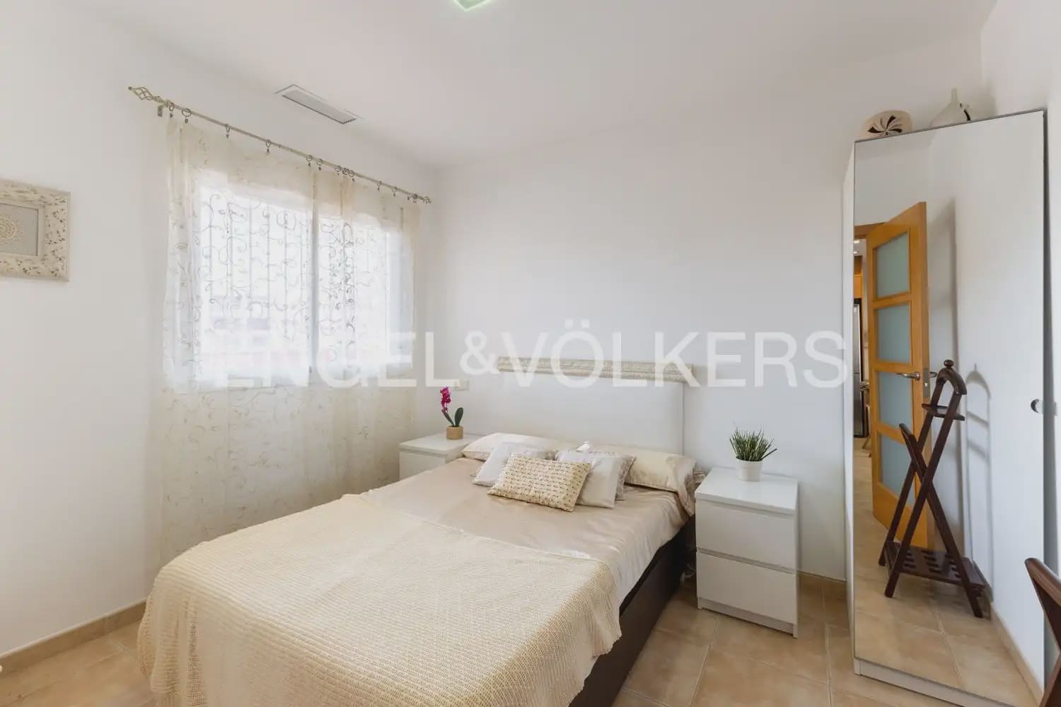 2 bedroom Flat for rent in Canet d'En Berenguer with pool garage - € 1,090 (Ref: 9897797)