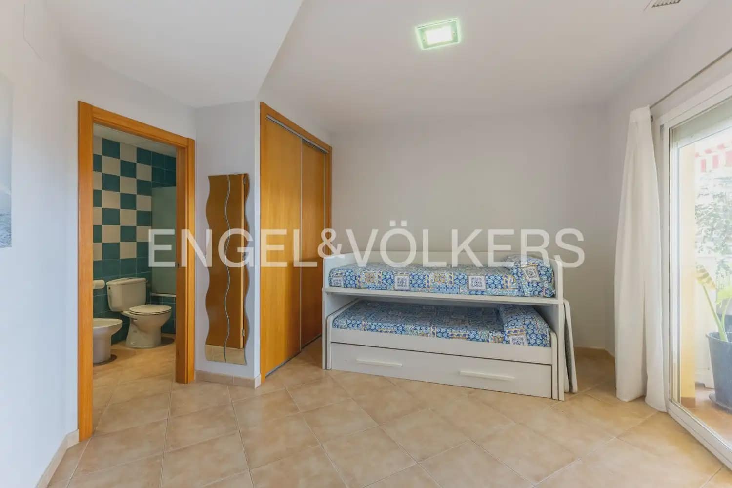 2 bedroom Flat for rent in Canet d'En Berenguer with pool garage - € 1,090 (Ref: 9897797)