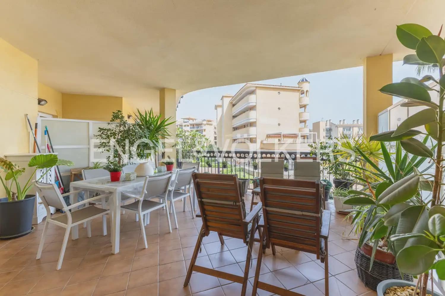 2 bedroom Flat for rent in Canet d'En Berenguer with pool garage - € 1,090 (Ref: 9897797)
