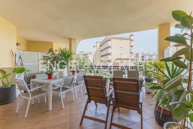 2 bedroom Flat for rent in Canet d'En Berenguer with pool garage - € 1,090 (Ref: 9897797)