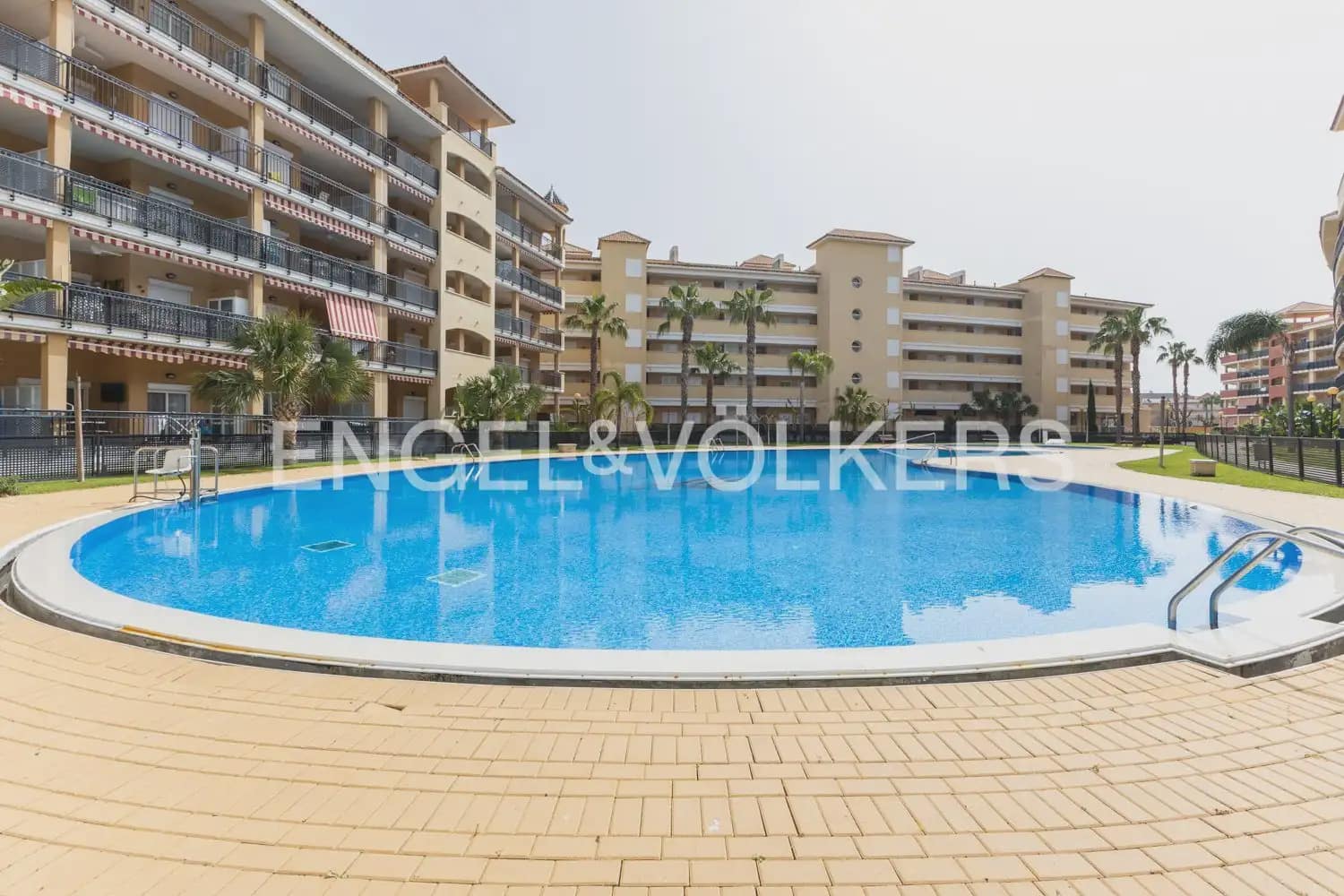 2 bedroom Flat for rent in Canet d'En Berenguer with pool garage - € 1,090 (Ref: 9897797)