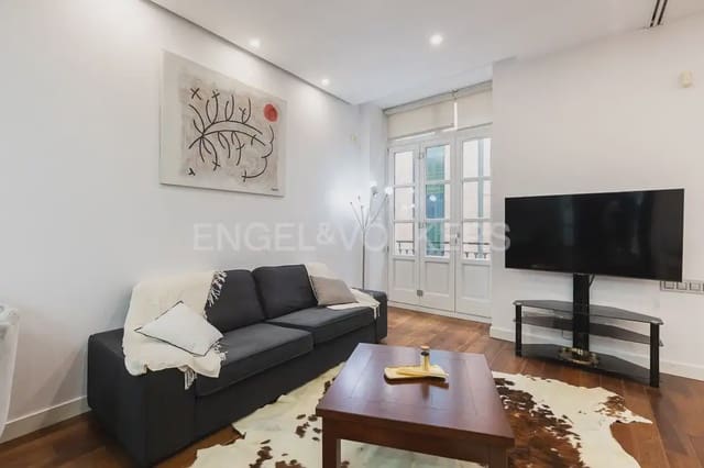 Piso de 1 habitación en Sant Francesc, València ciudad en alquiler con garaje - 1.600 € (Ref: 9897799)