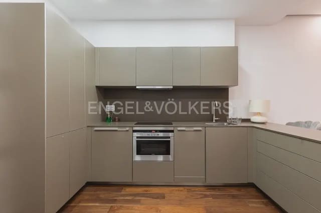Piso de 1 habitación en Sant Francesc, València ciudad en alquiler con garaje - 1.600 € (Ref: 9897799)