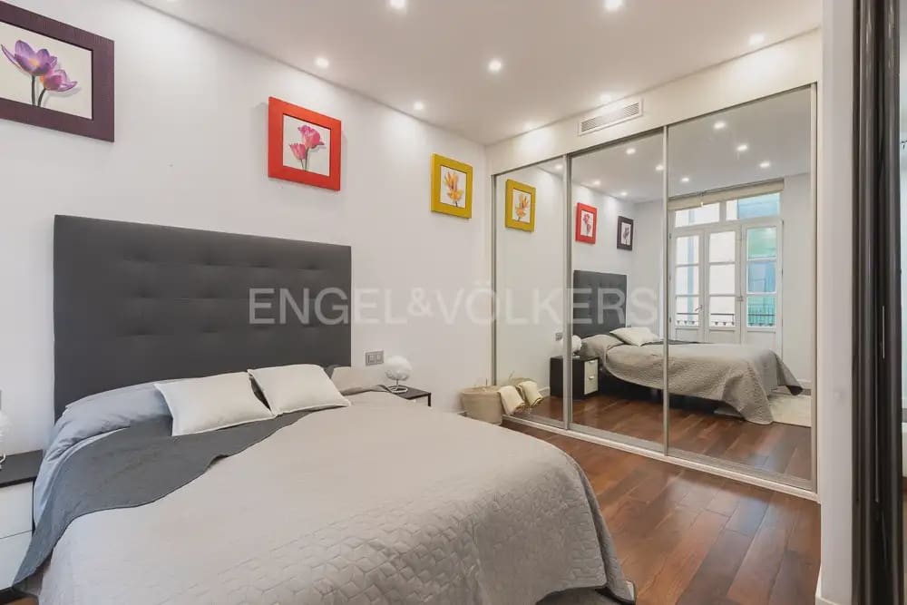 1 Zimmer Wohnung zu vermieten in Valencia Stadt mit Garage - 1.600 € (Ref: 9897799)