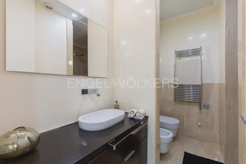 1 Zimmer Wohnung zu vermieten in Valencia Stadt mit Garage - 1.600 € (Ref: 9897799)
