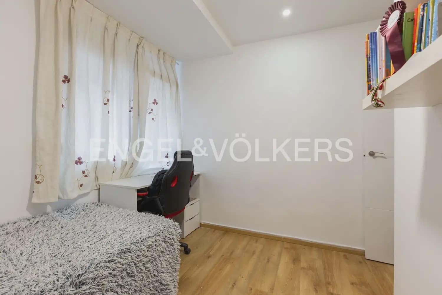 3 sypialnia Mieszkanie na sprzedaż w Miasto Walencja z garażem - 415 000 € (Ref: 9897801)