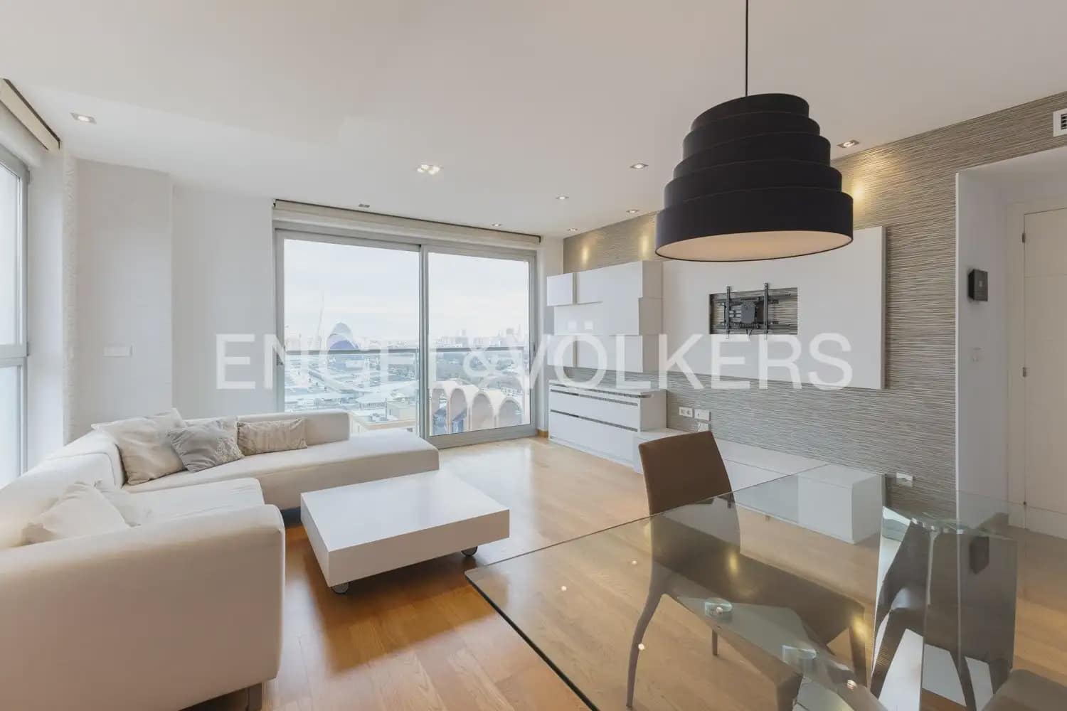 Piso de 3 habitaciones en València ciudad en venta con piscina garaje - 730.000 € (Ref: 9897802)