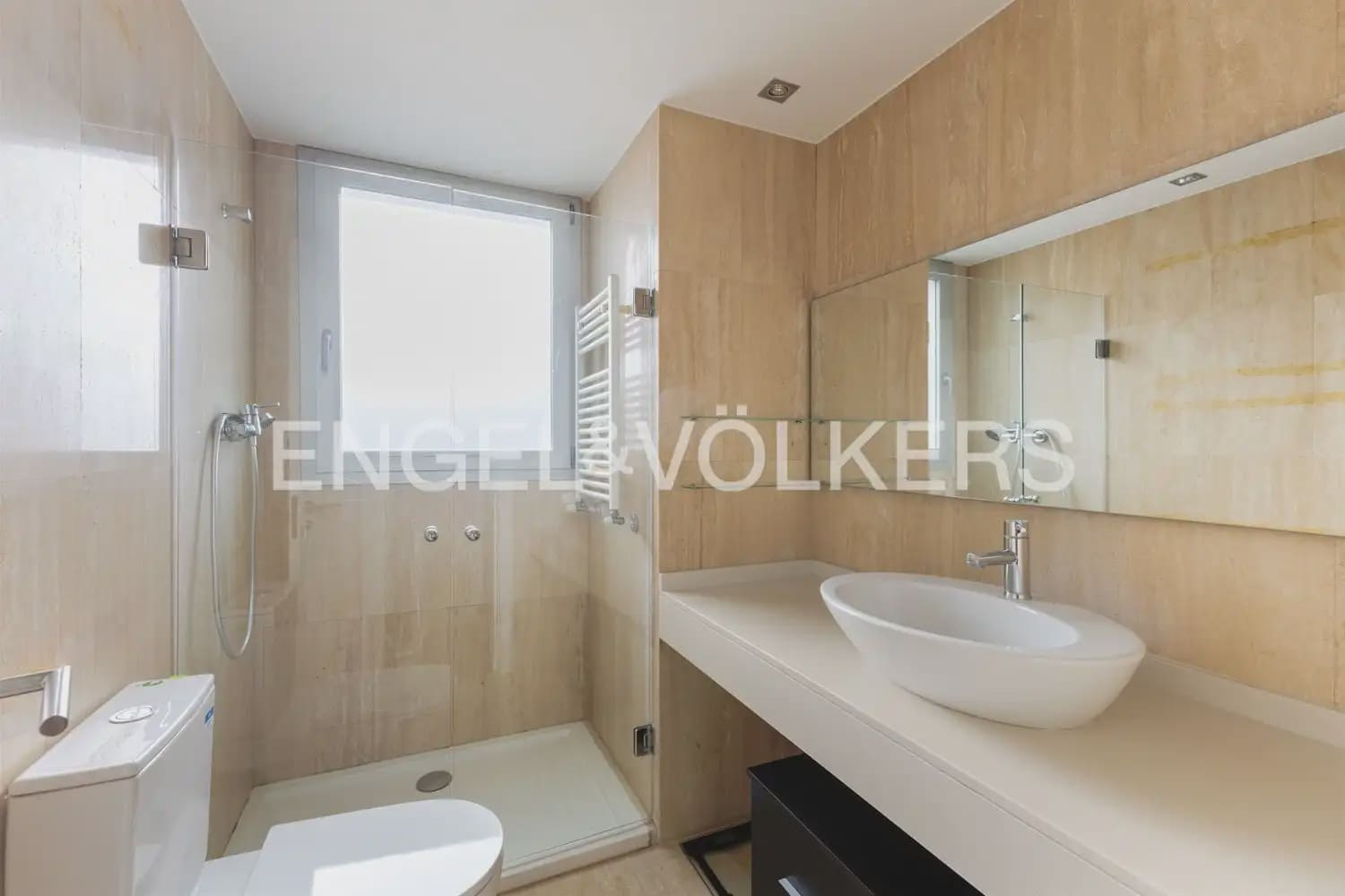 Piso de 3 habitaciones en València ciudad en venta con piscina garaje - 730.000 € (Ref: 9897802)
