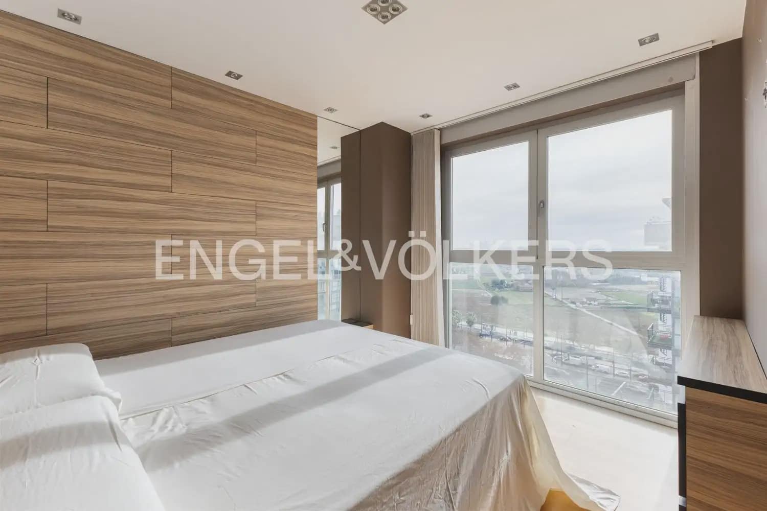 Piso de 3 habitaciones en València ciudad en venta con piscina garaje - 730.000 € (Ref: 9897802)