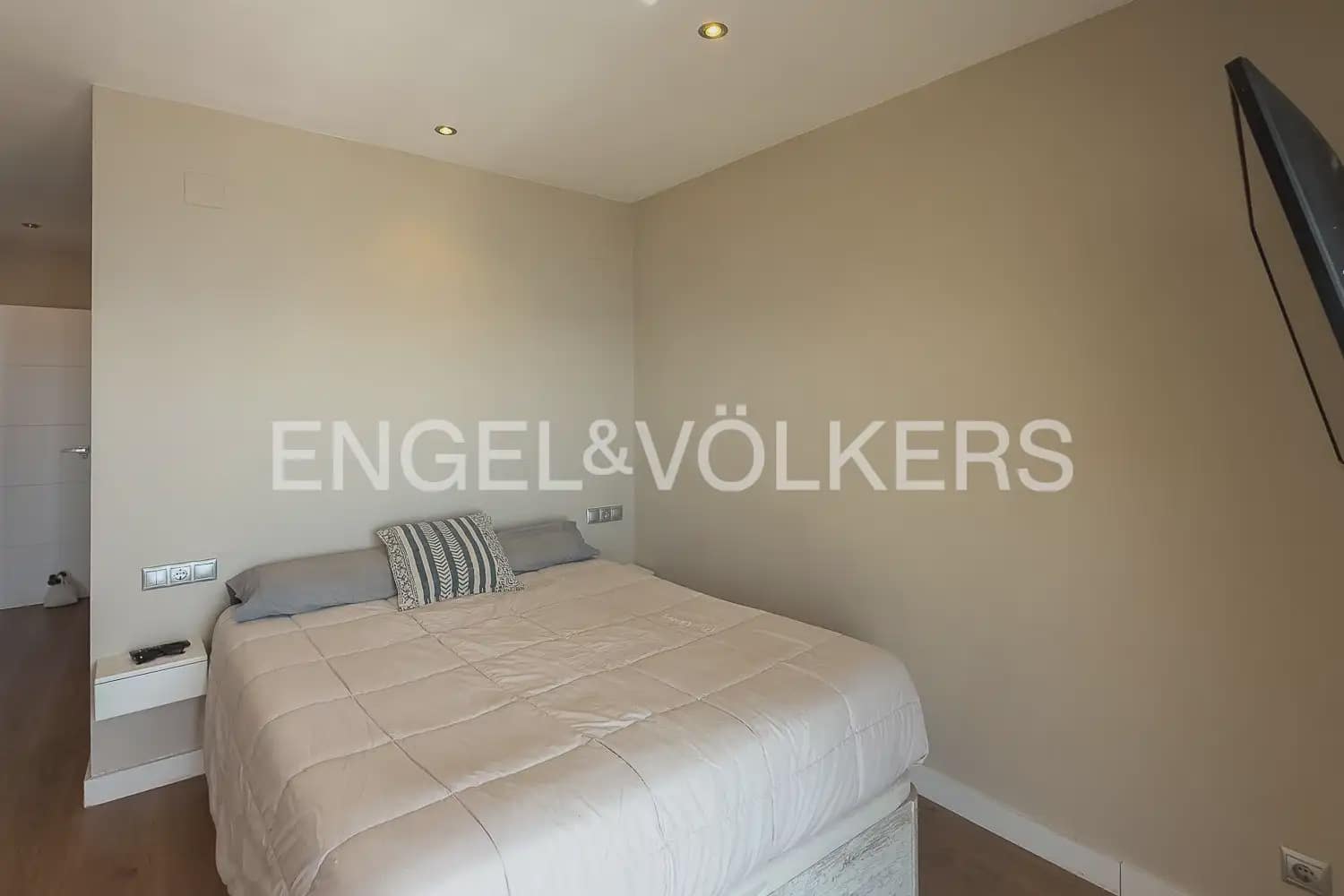 3 bedroom Flat for rent in Cullera with pool - € 2,300 (Ref: 9897803)