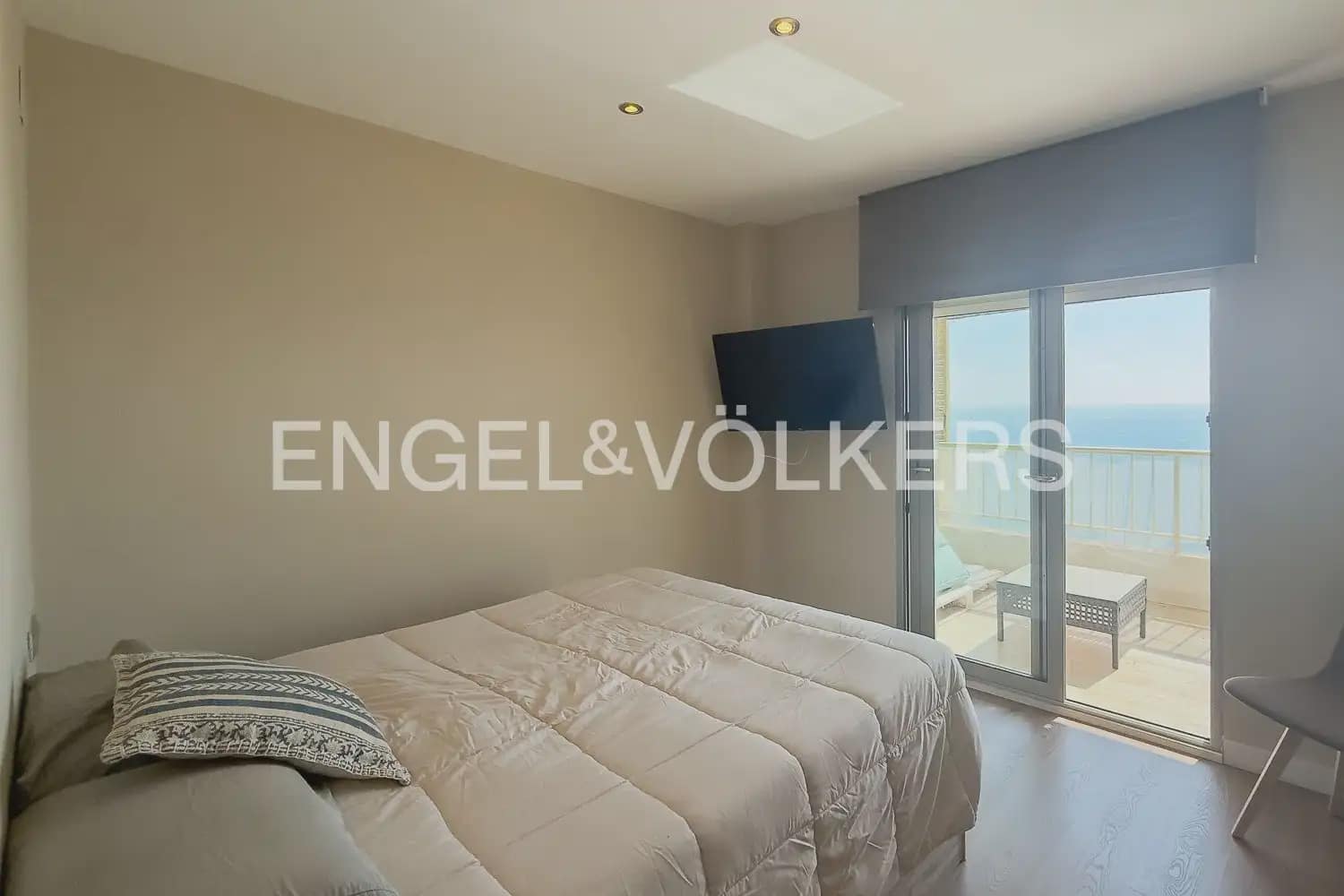 3 bedroom Flat for rent in Cullera with pool - € 2,300 (Ref: 9897803)