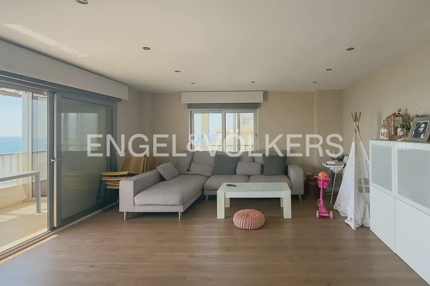 3 bedroom Flat for rent in Cullera with pool - € 2,300 (Ref: 9897803)