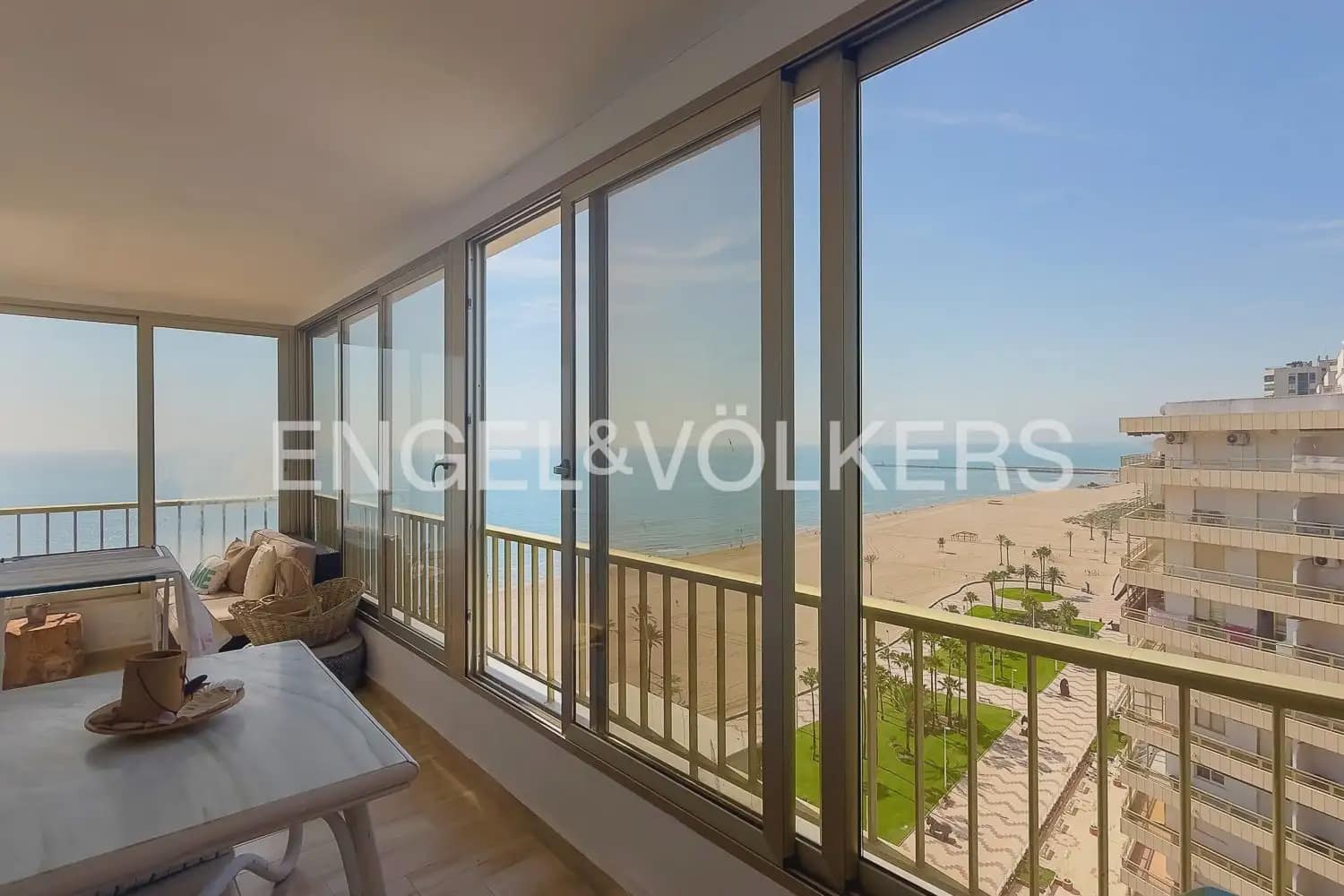3 bedroom Flat for rent in Cullera with pool - € 2,300 (Ref: 9897803)
