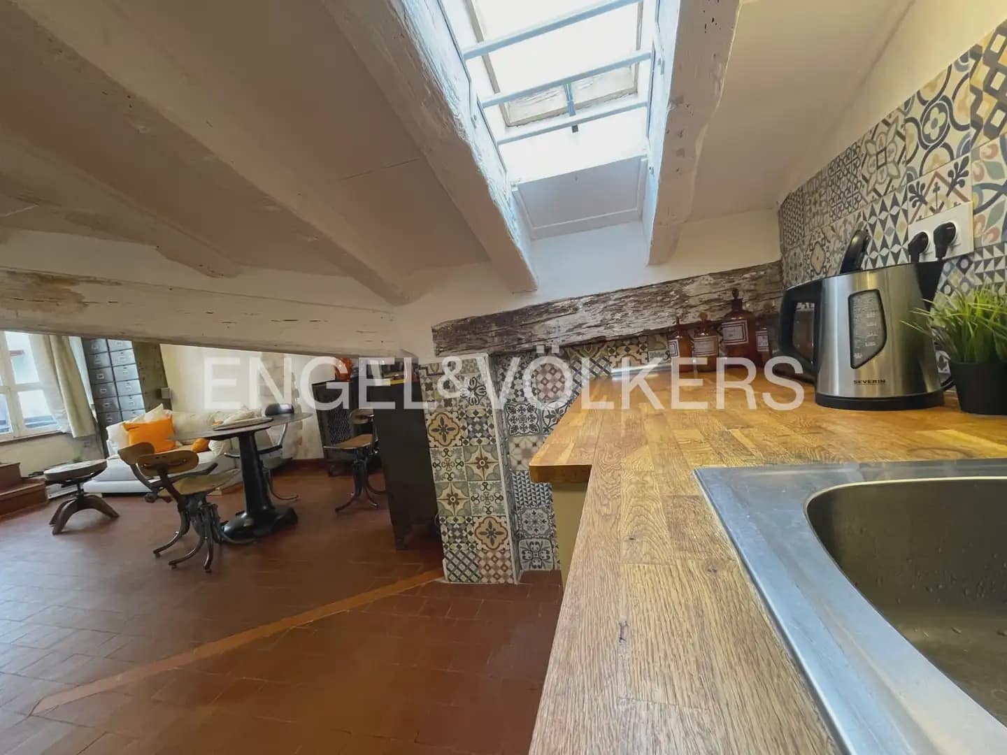 1 quarto Apartamento para arrendar em Valencia cidade - 1 500 € (Ref: 9897804)