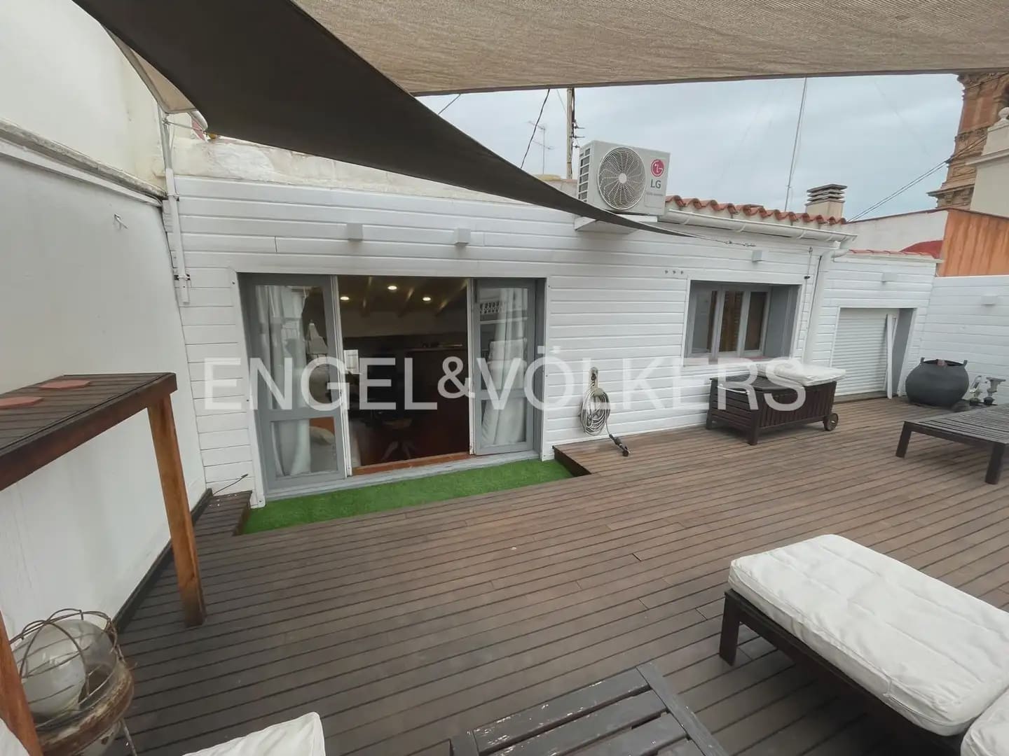1 quarto Apartamento para arrendar em Valencia cidade - 1 500 € (Ref: 9897804)