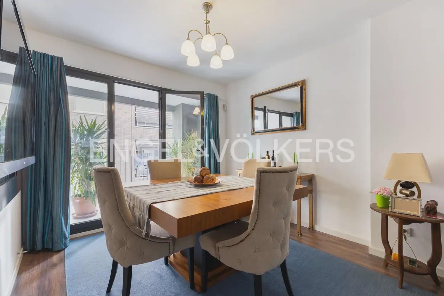 3 sovrum Lägenhet till salu i Valencia stad med pool garage - 450 000 € (Ref: 9897806)