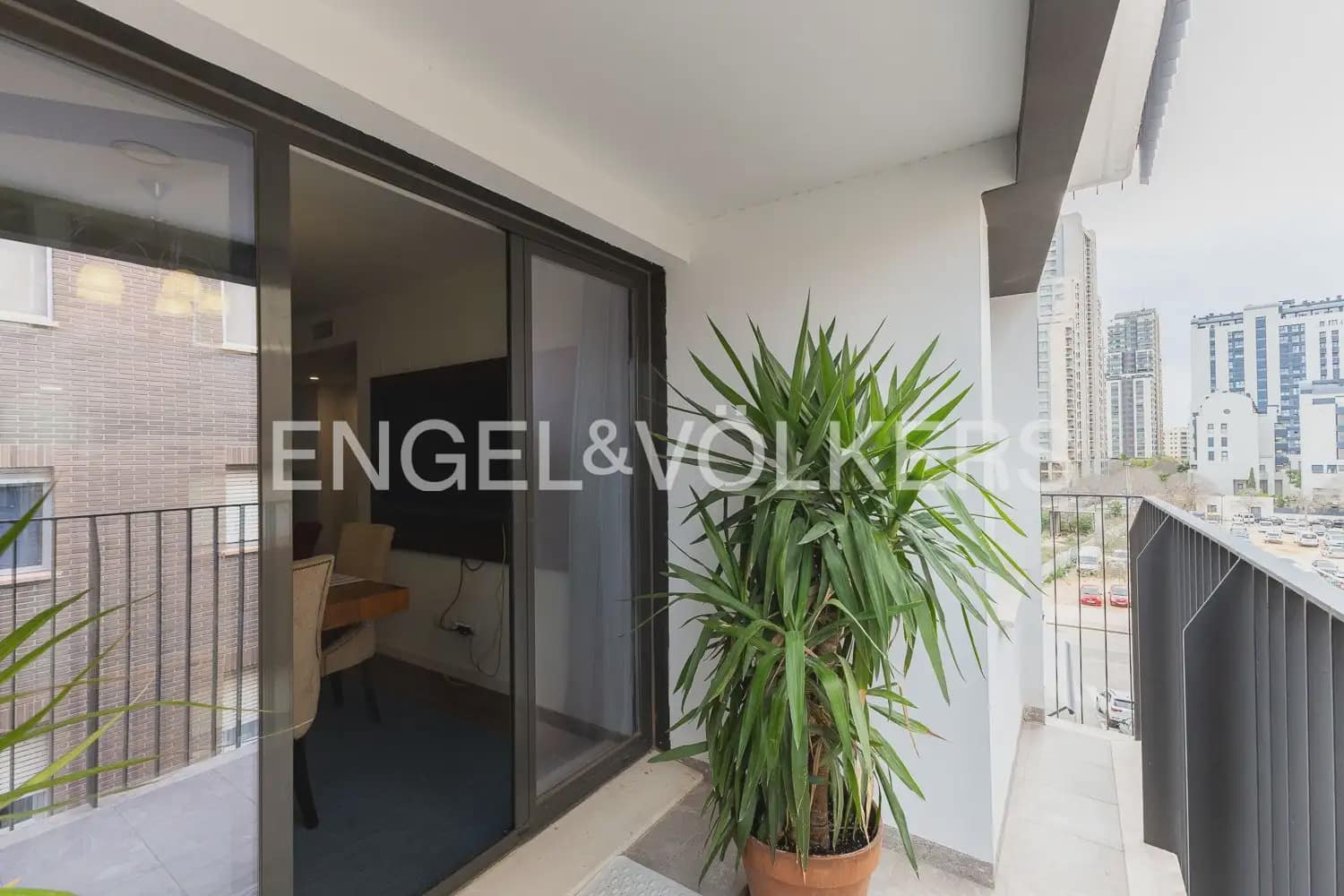 3 sovrum Lägenhet till salu i Valencia stad med pool garage - 450 000 € (Ref: 9897806)