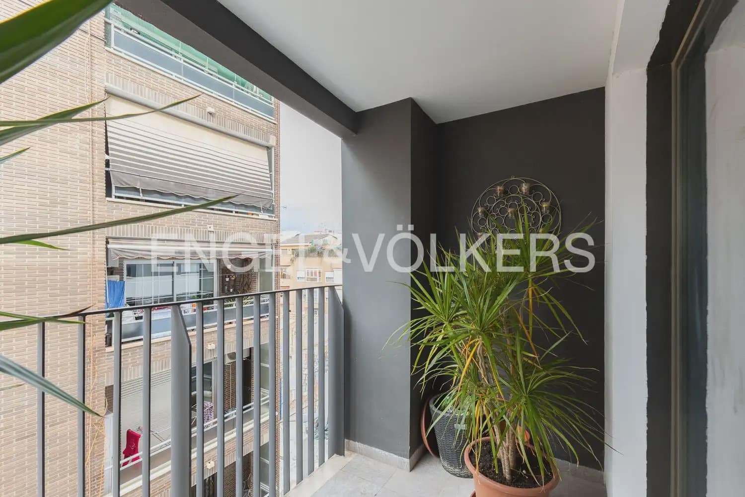 3 sovrum Lägenhet till salu i Valencia stad med pool garage - 450 000 € (Ref: 9897806)