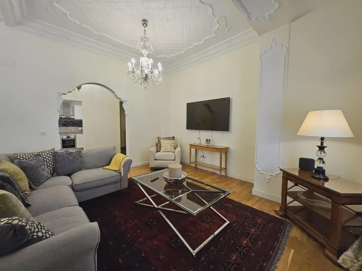 3 makuuhuone Asunto vuokrattavana paikassa Valencia kaupunki - 2 400 € (Ref: 9897807)