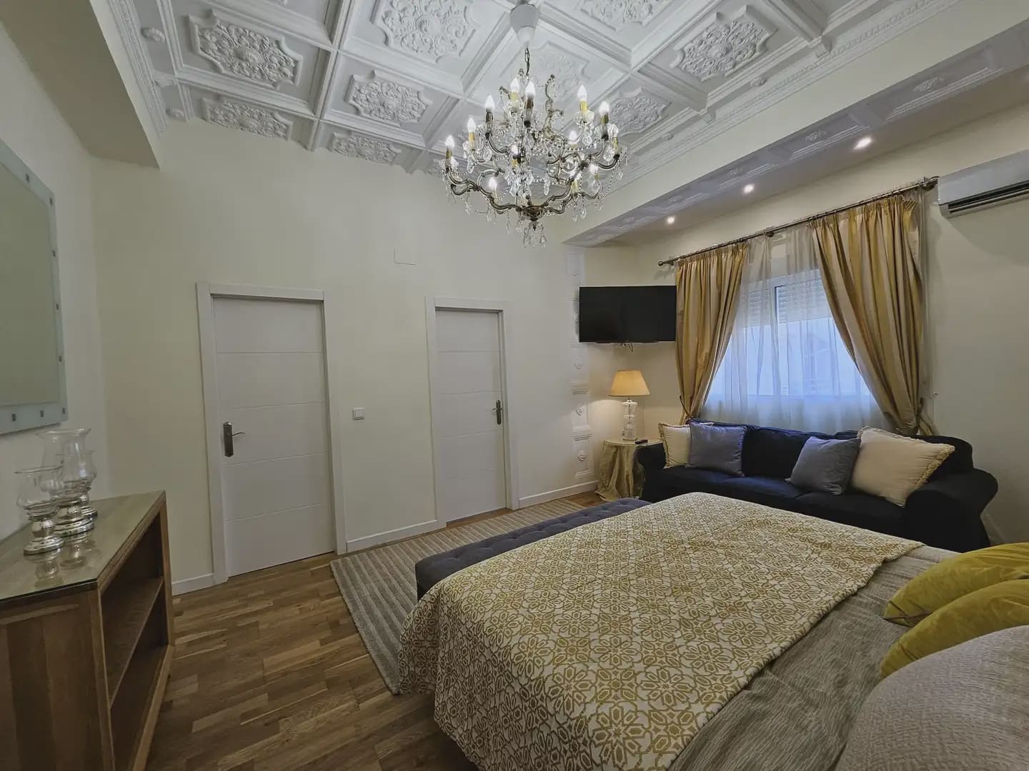 3 makuuhuone Asunto vuokrattavana paikassa Valencia kaupunki - 2 400 € (Ref: 9897807)