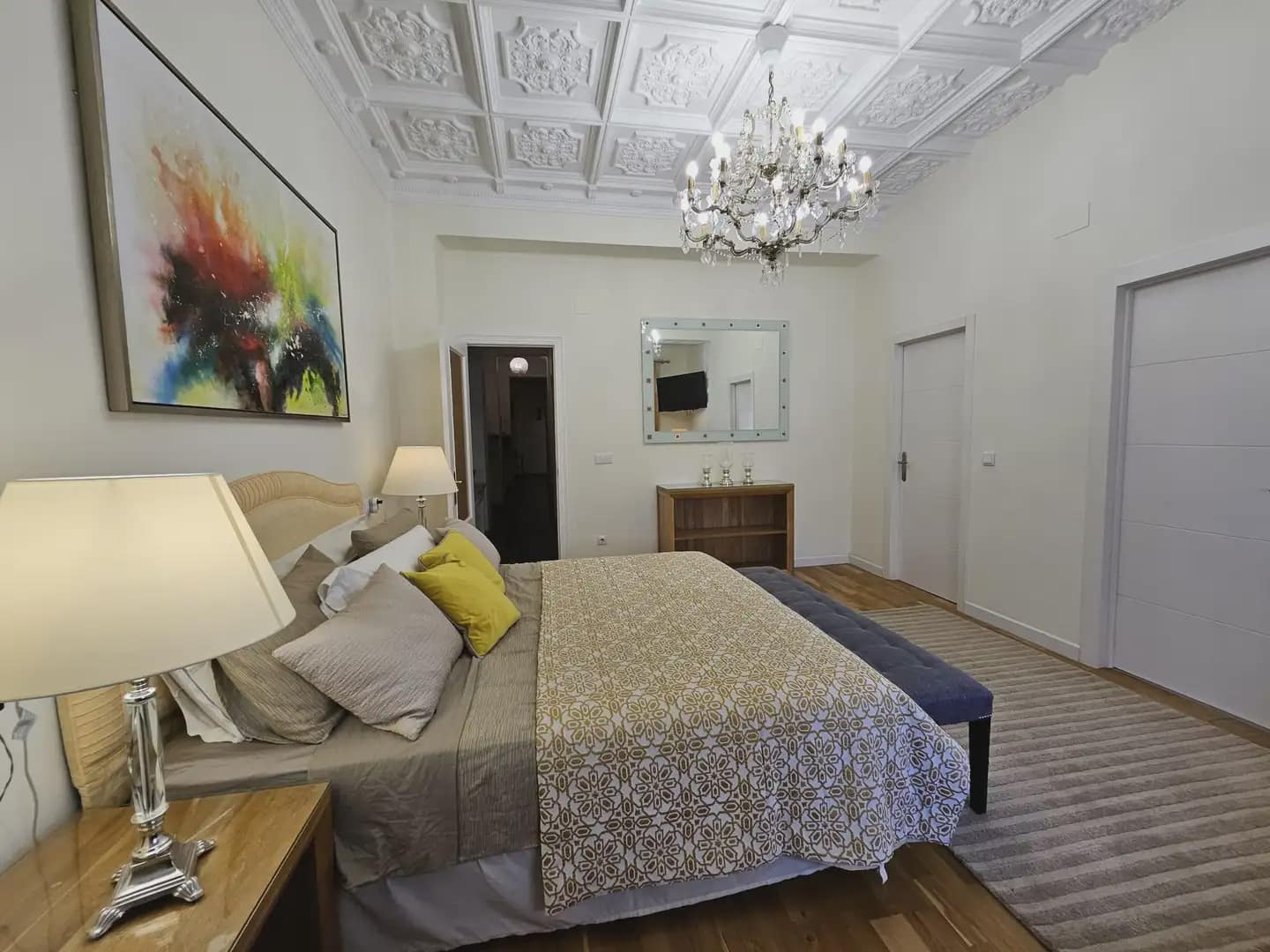 3 makuuhuone Asunto vuokrattavana paikassa Valencia kaupunki - 2 400 € (Ref: 9897807)