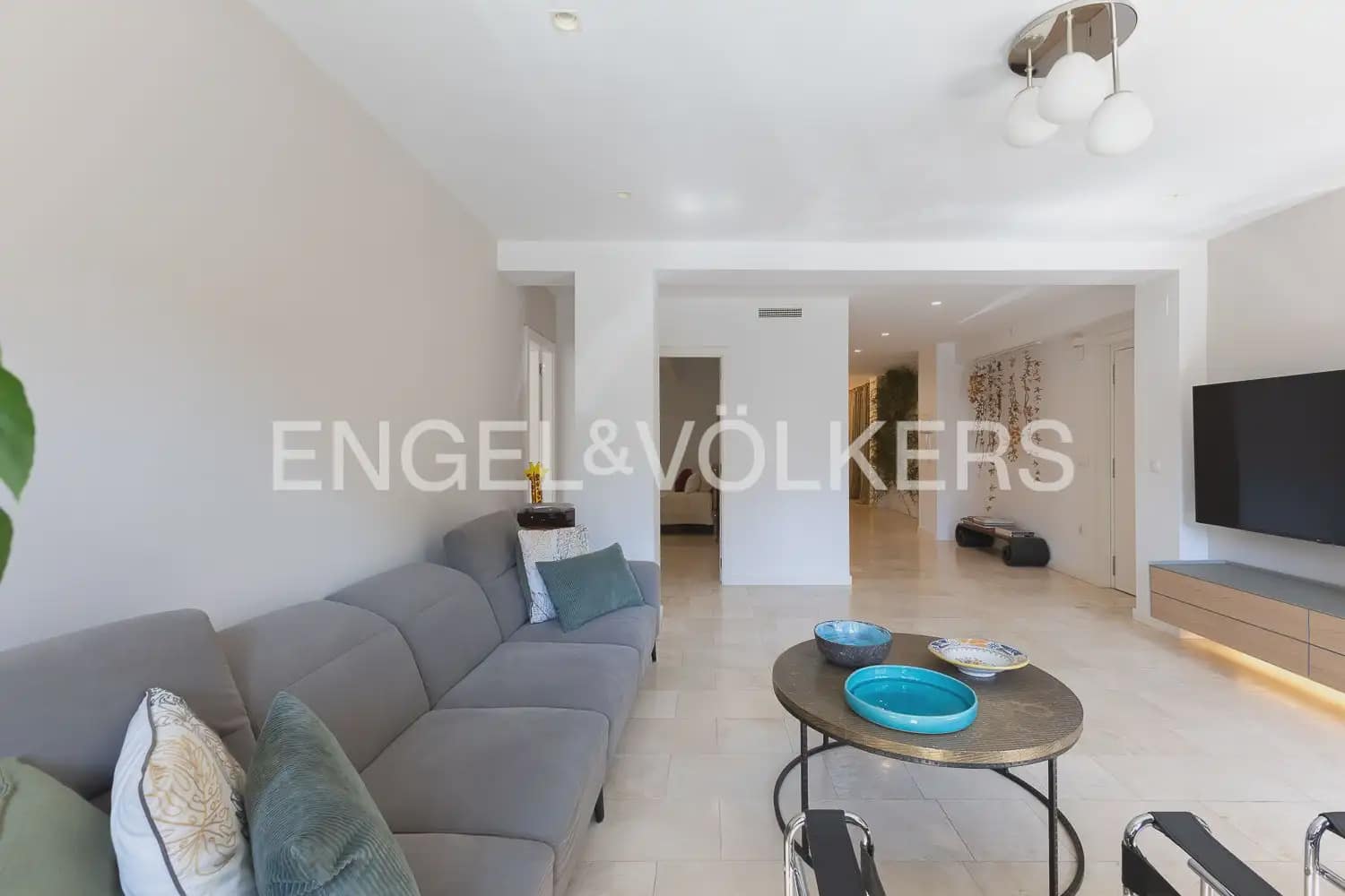 2 Zimmer Wohnung zu vermieten in Valencia Stadt - 3.300 € (Ref: 9897808)