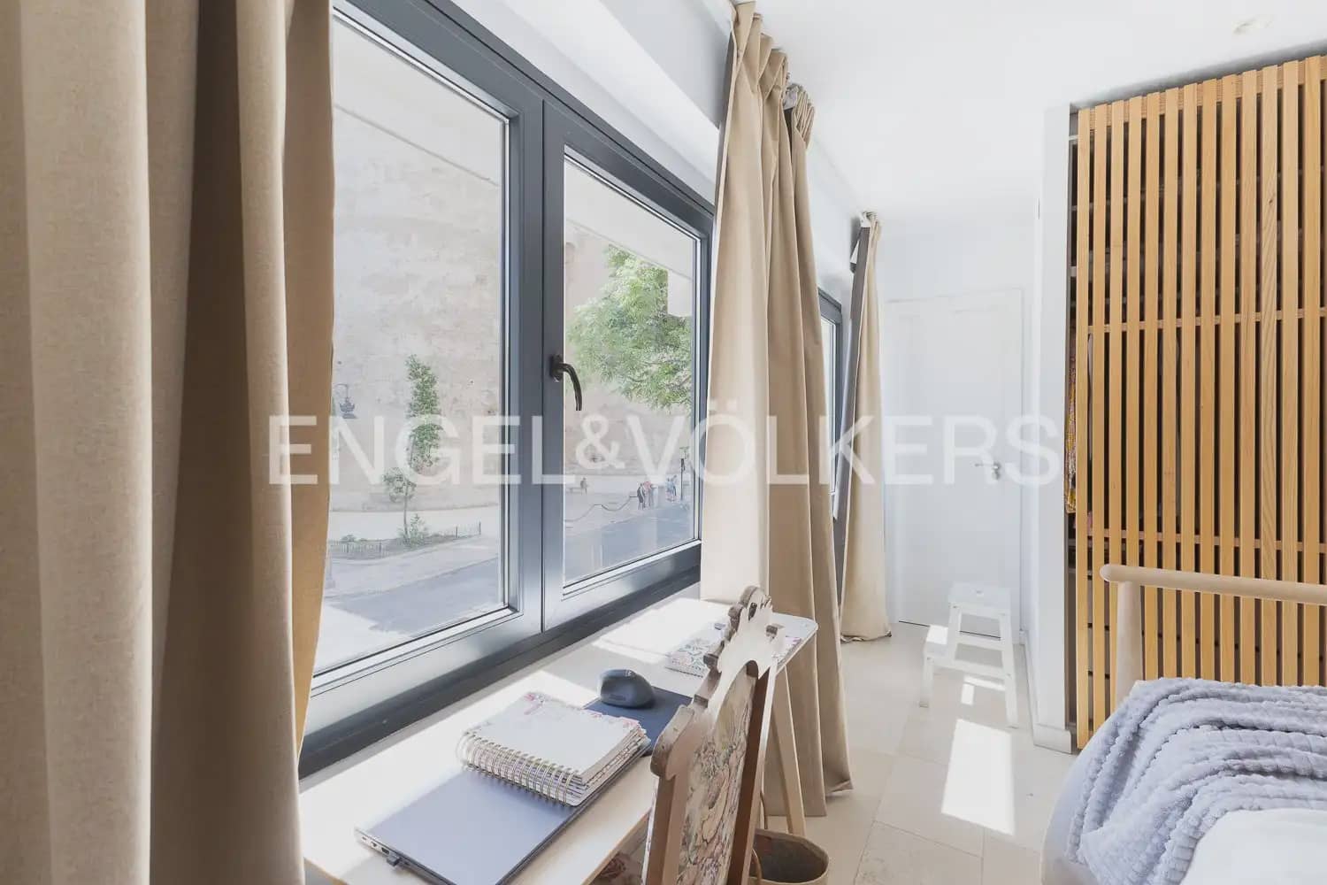 2 Zimmer Wohnung zu vermieten in Valencia Stadt - 3.300 € (Ref: 9897808)