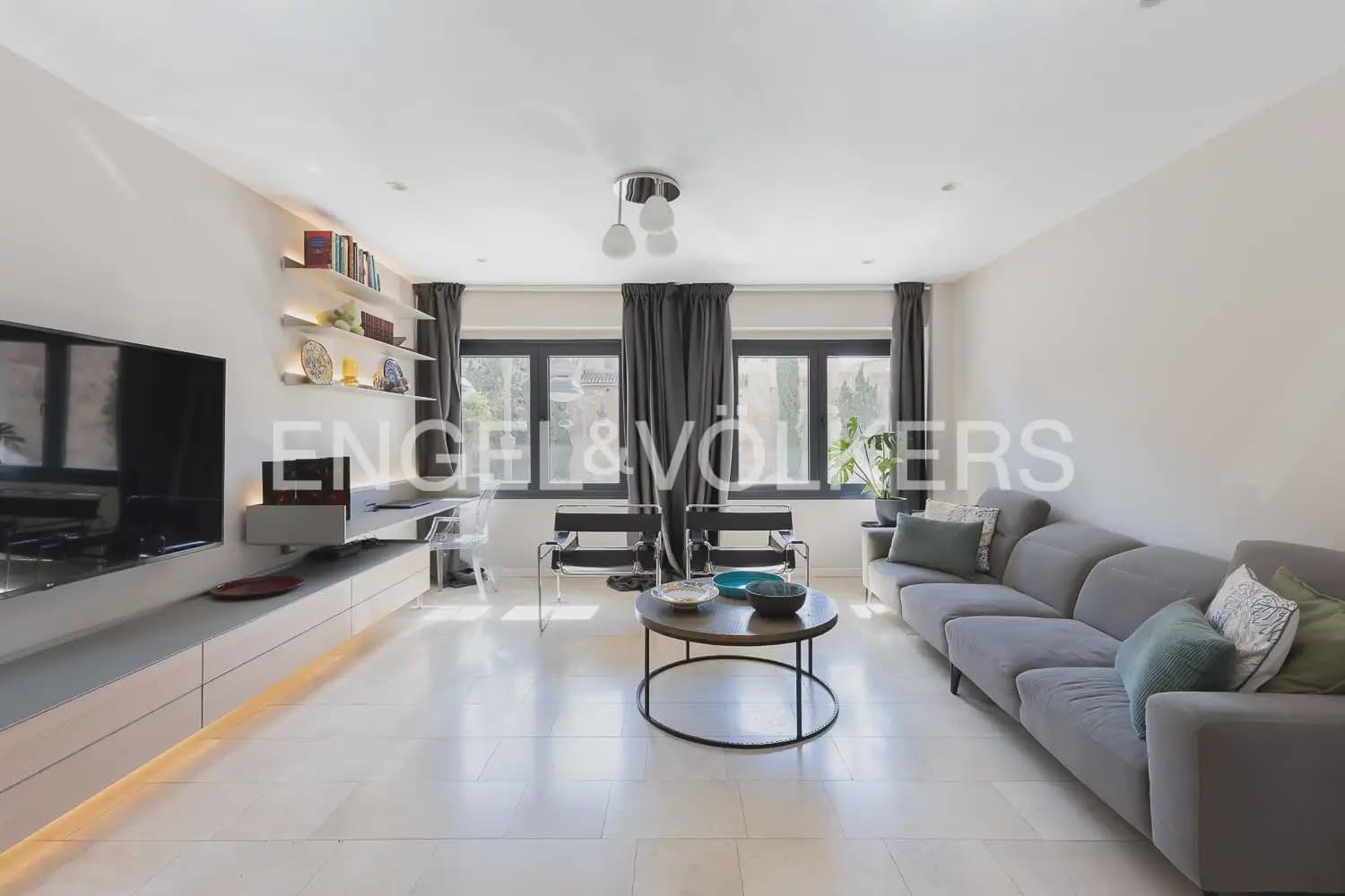 2 Zimmer Wohnung zu vermieten in Valencia Stadt - 3.300 € (Ref: 9897808)