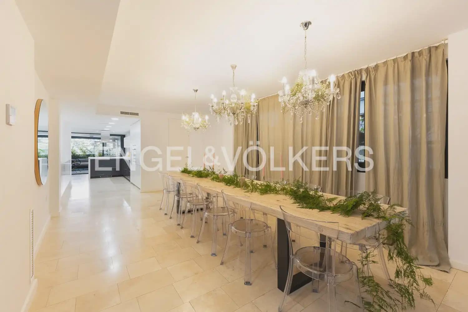 2 Zimmer Wohnung zu vermieten in Valencia Stadt - 3.300 € (Ref: 9897808)