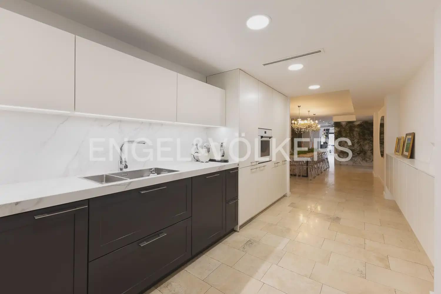 2 Zimmer Wohnung zu vermieten in Valencia Stadt - 3.300 € (Ref: 9897808)