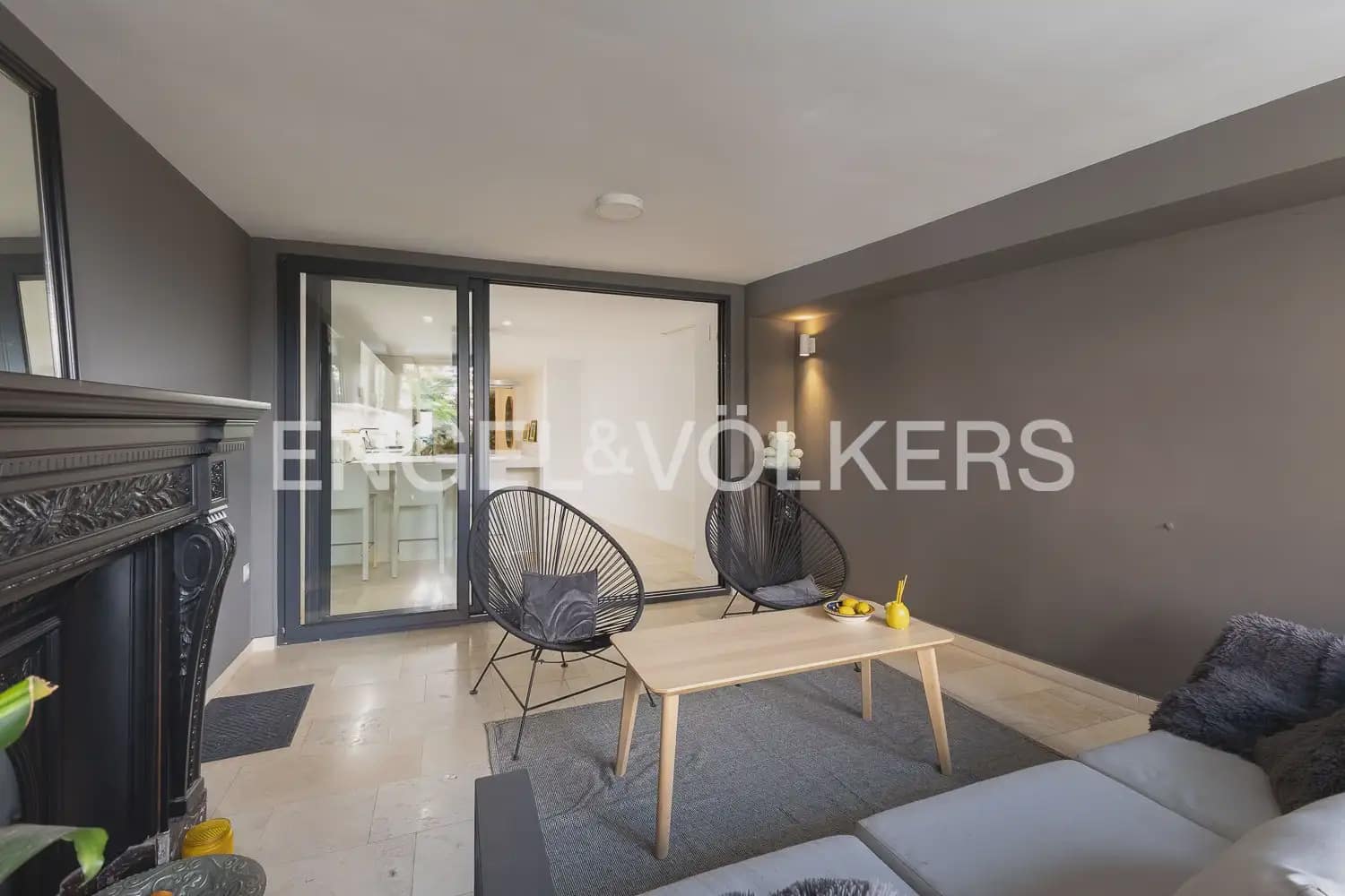 2 Zimmer Wohnung zu vermieten in Valencia Stadt - 3.300 € (Ref: 9897808)