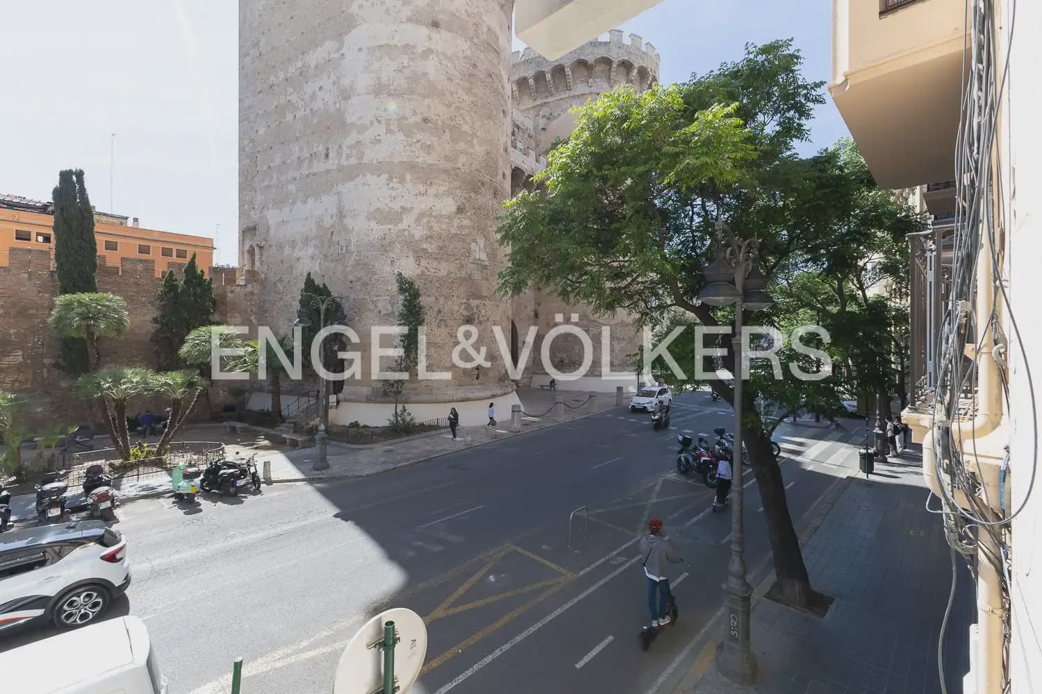 2 Zimmer Wohnung zu vermieten in Valencia Stadt - 3.300 € (Ref: 9897808)