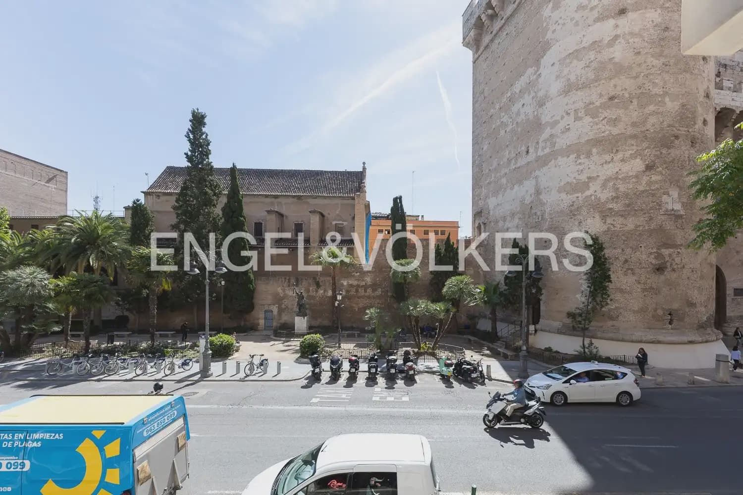 2 Zimmer Wohnung zu vermieten in Valencia Stadt - 3.300 € (Ref: 9897808)