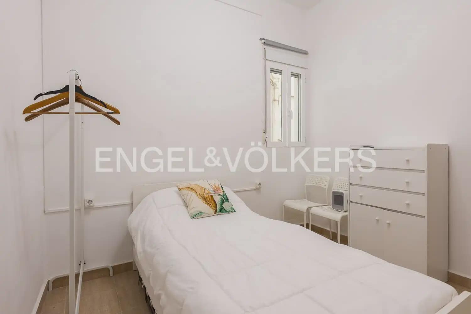 4 sypialnia Mieszkanie do wynajęcia w Miasto Walencja - 1 500 € (Ref: 9897809)