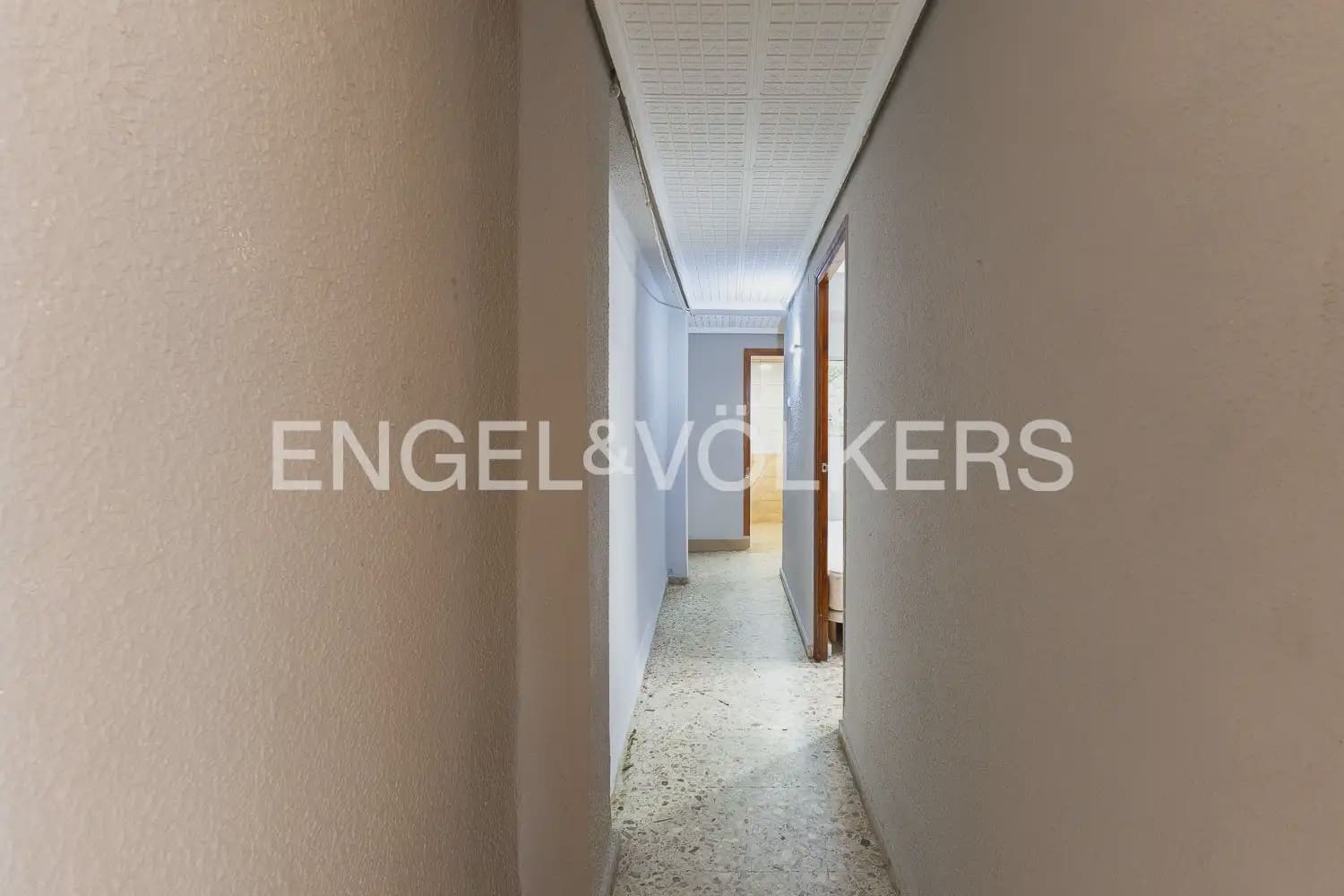 4 soveværelse Lejlighed til salg i Valencia by - € 250.000 (Ref: 9897812)