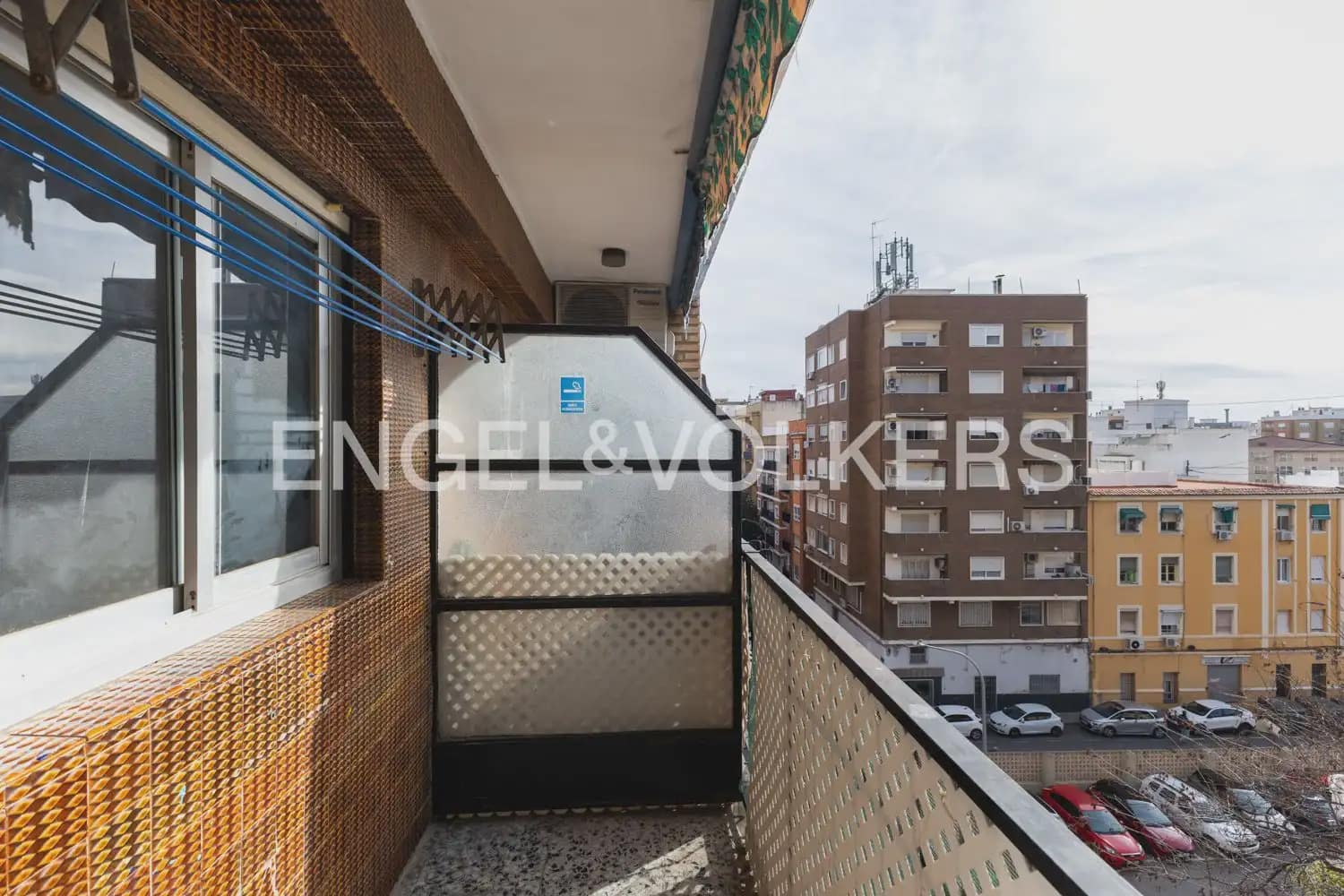4 soveværelse Lejlighed til salg i Valencia by - € 250.000 (Ref: 9897812)