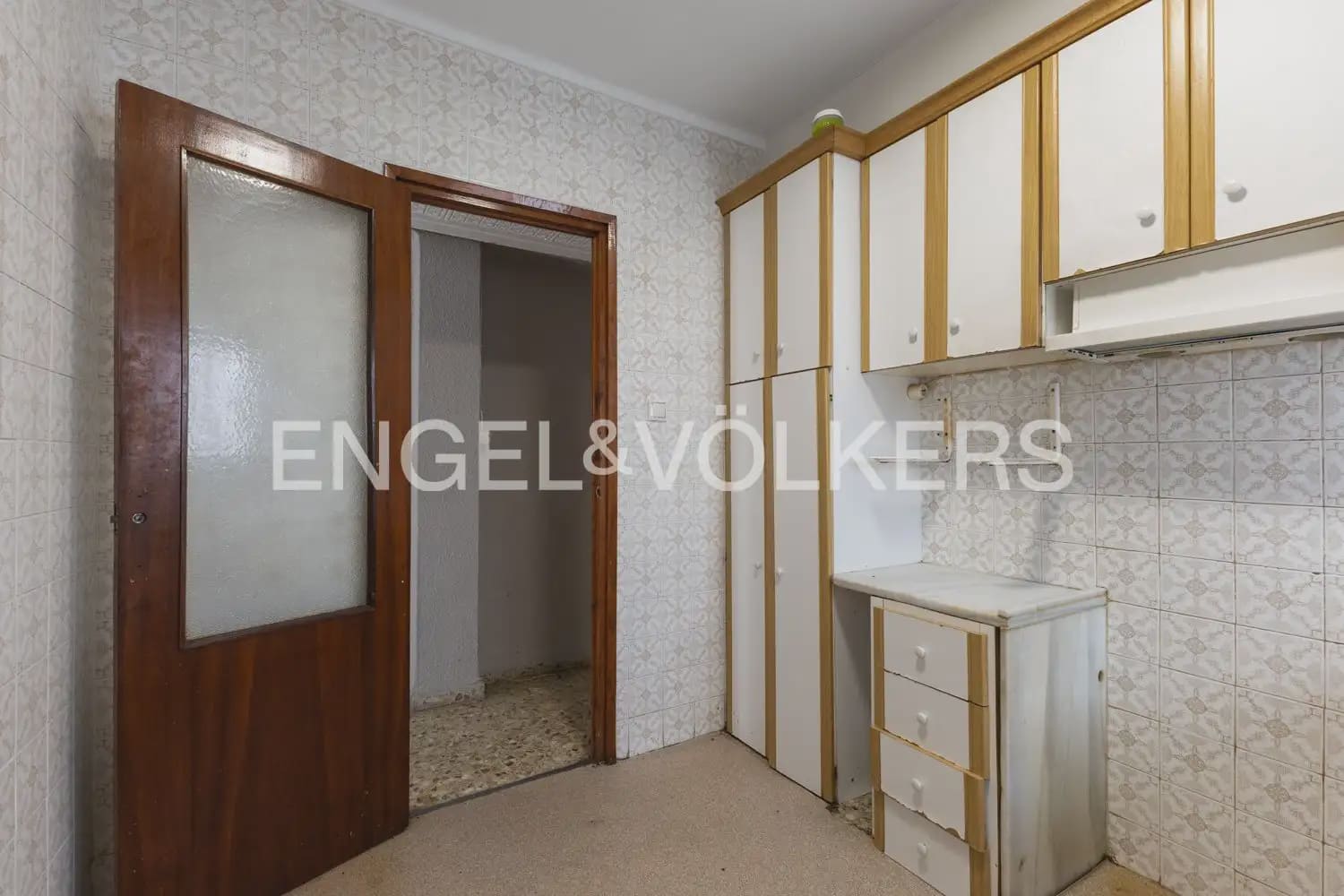 4 soveværelse Lejlighed til salg i Valencia by - € 250.000 (Ref: 9897812)