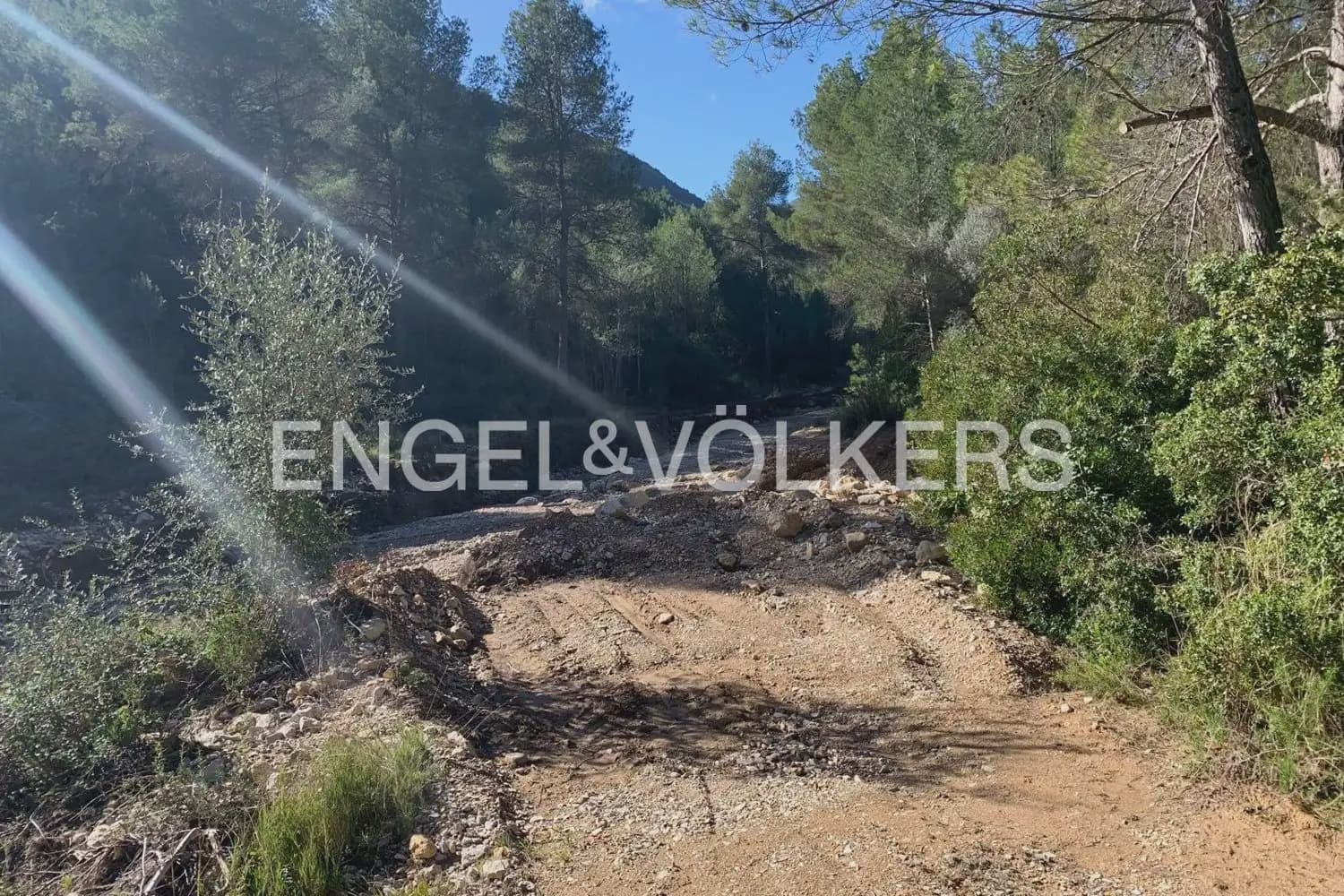 Building Plot for sale in Chelva - € 255,000 (Ref: 9897813)