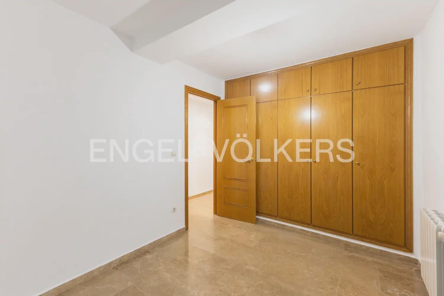 2 bedroom Flat for sale in Valencia city - € 370,000 (Ref: 9897816)