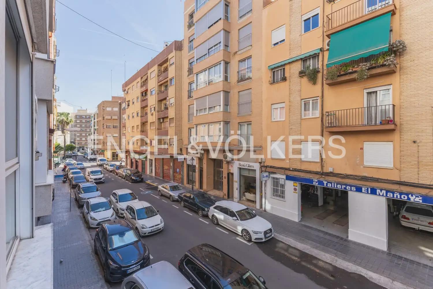 2 bedroom Flat for sale in Valencia city - € 370,000 (Ref: 9897816)