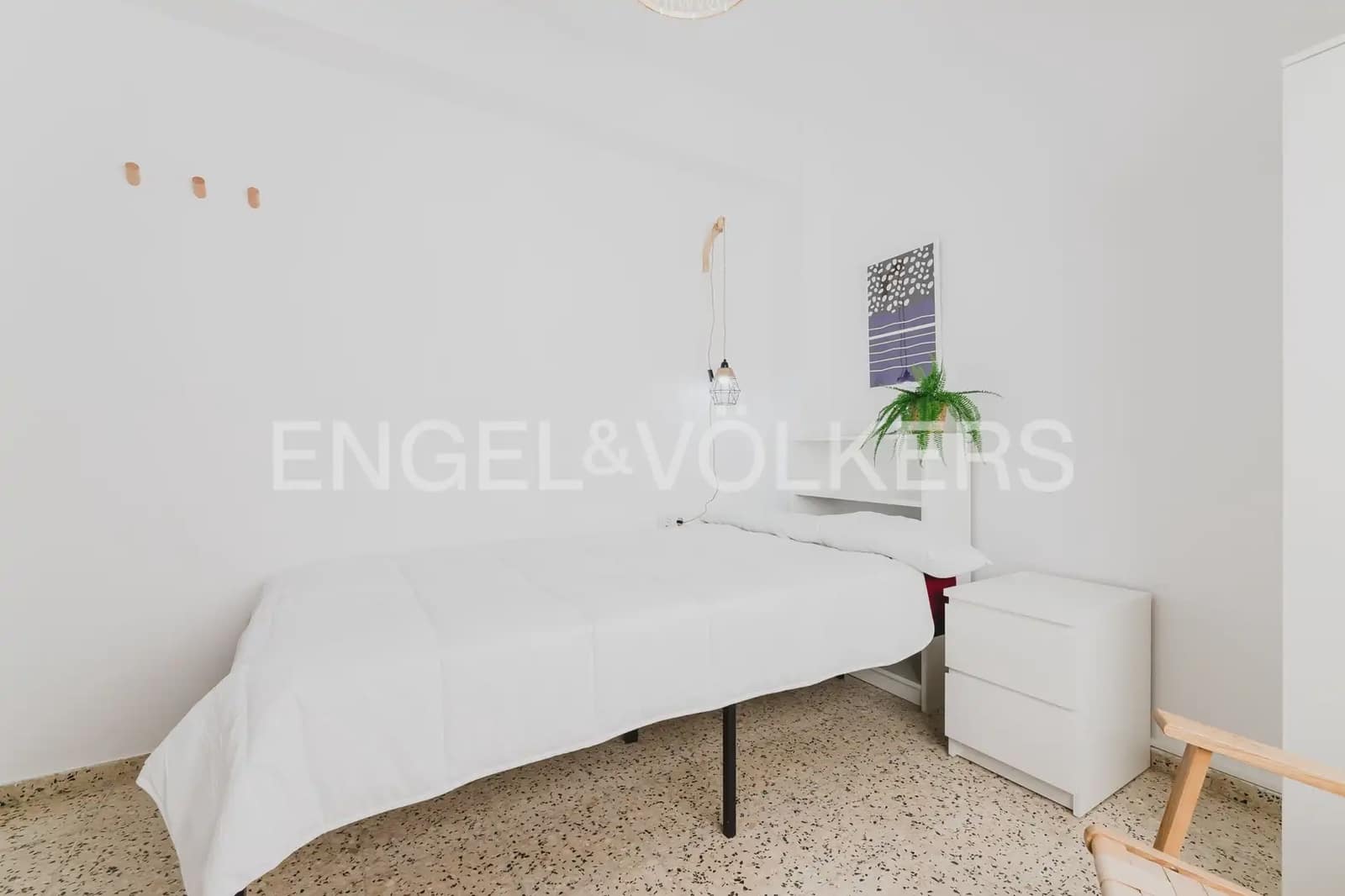 4 slaapkamer Flat te huur in Valencia stad - € 2.000 (Ref: 9897817)