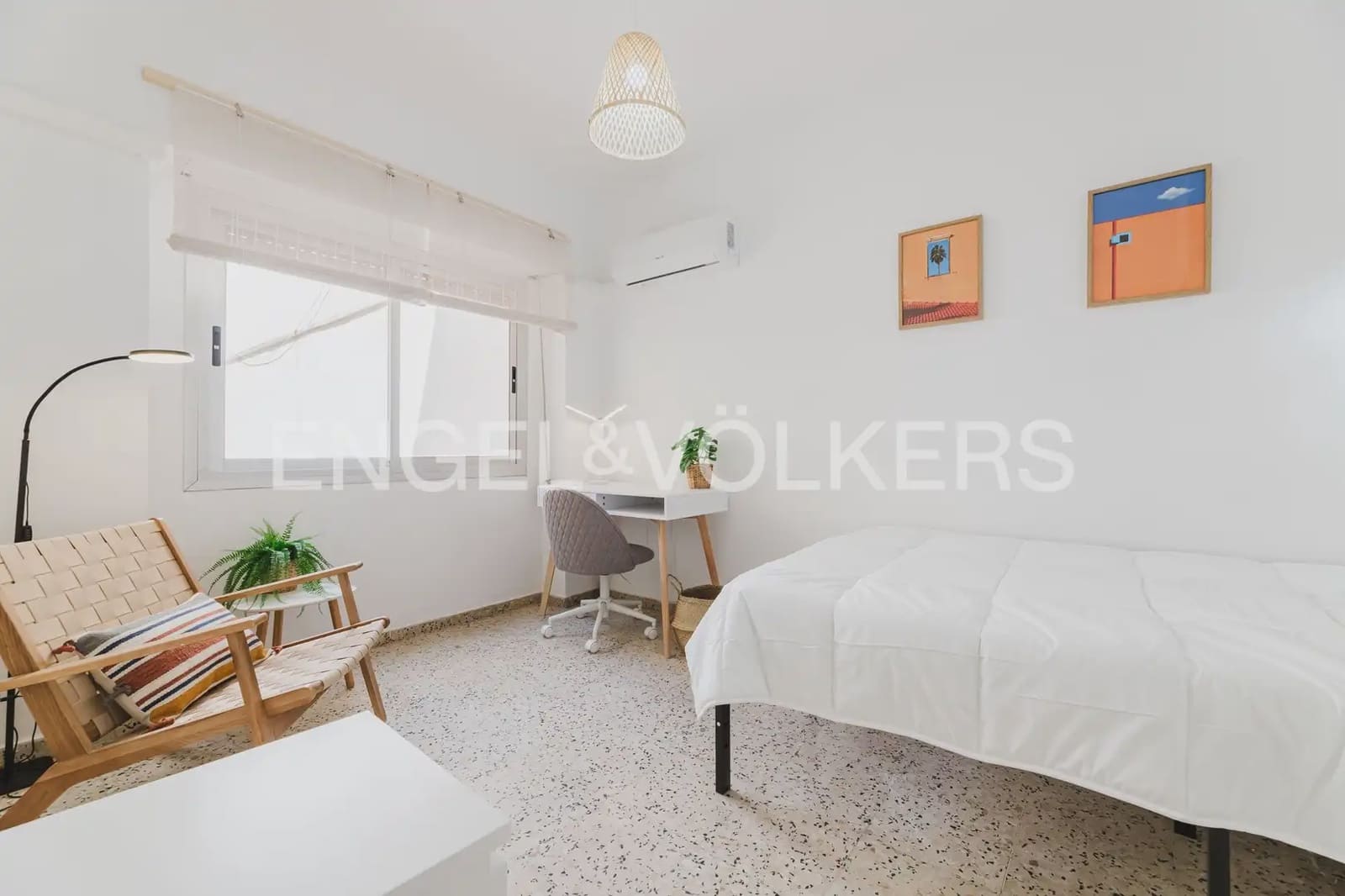 4 slaapkamer Flat te huur in Valencia stad - € 2.000 (Ref: 9897817)