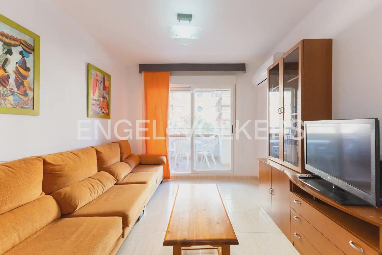 Piso de 2 habitaciones en Oropesa  en venta con piscina garaje - 160.000 € (Ref: 9897819)