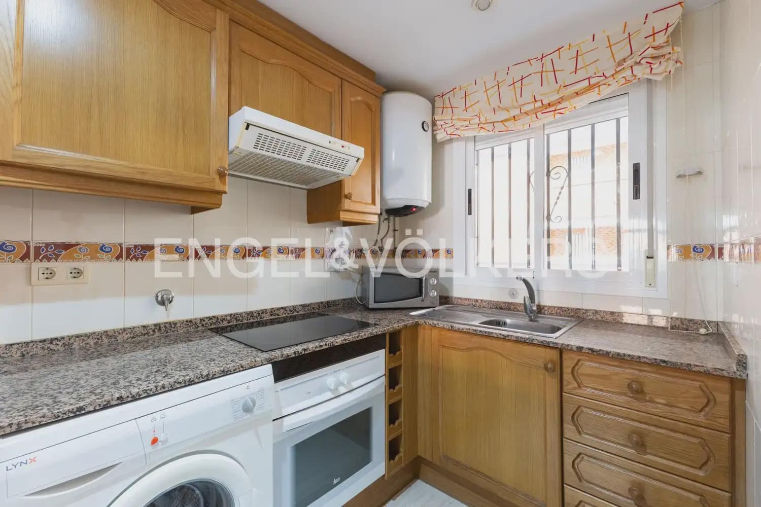 Piso de 2 habitaciones en Oropesa  en venta con piscina garaje - 160.000 € (Ref: 9897819)