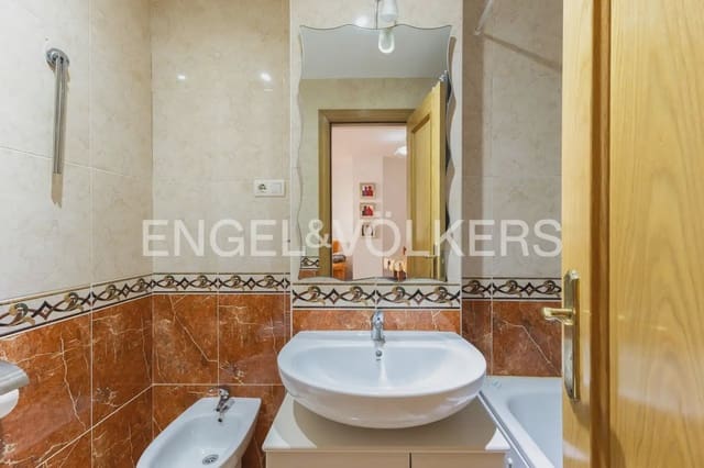 2 bedroom Flat for sale in Oropesa  with pool garage - € 160,000 (Ref: 9897819)